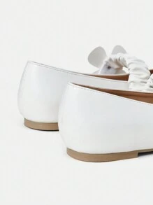 CUCCOO DOLLMOD Women'S Cute Round Toe Flat Shoes With White Pu Upper Material - White - View 6