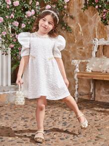 Rundhalsausschnitt Blumen Jacquardkleid Für Kleine Mädchen Mit Fake Perlen Gürtel Und Spitzenbesatz - Weiss - Übersicht 5