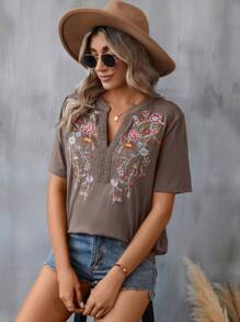 SHEIN LUNE Của phụ nữ Thêu hoa Áo thun Với Cổ áo có khía - Cà phê nâu - Xem 4