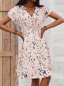 SHEIN LUNE 女式印花裹身连衣裙，配有飘逸短袖和腰带 - 彩色 - 查看 4