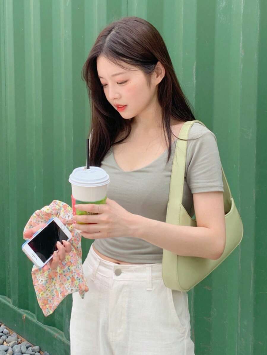 DAZY Của phụ nữ Màu thuần Cổ chữ V Thon gọn Áo thun , Lý tưởng Lớp cơ sở - màu xanh lá - Xem 1