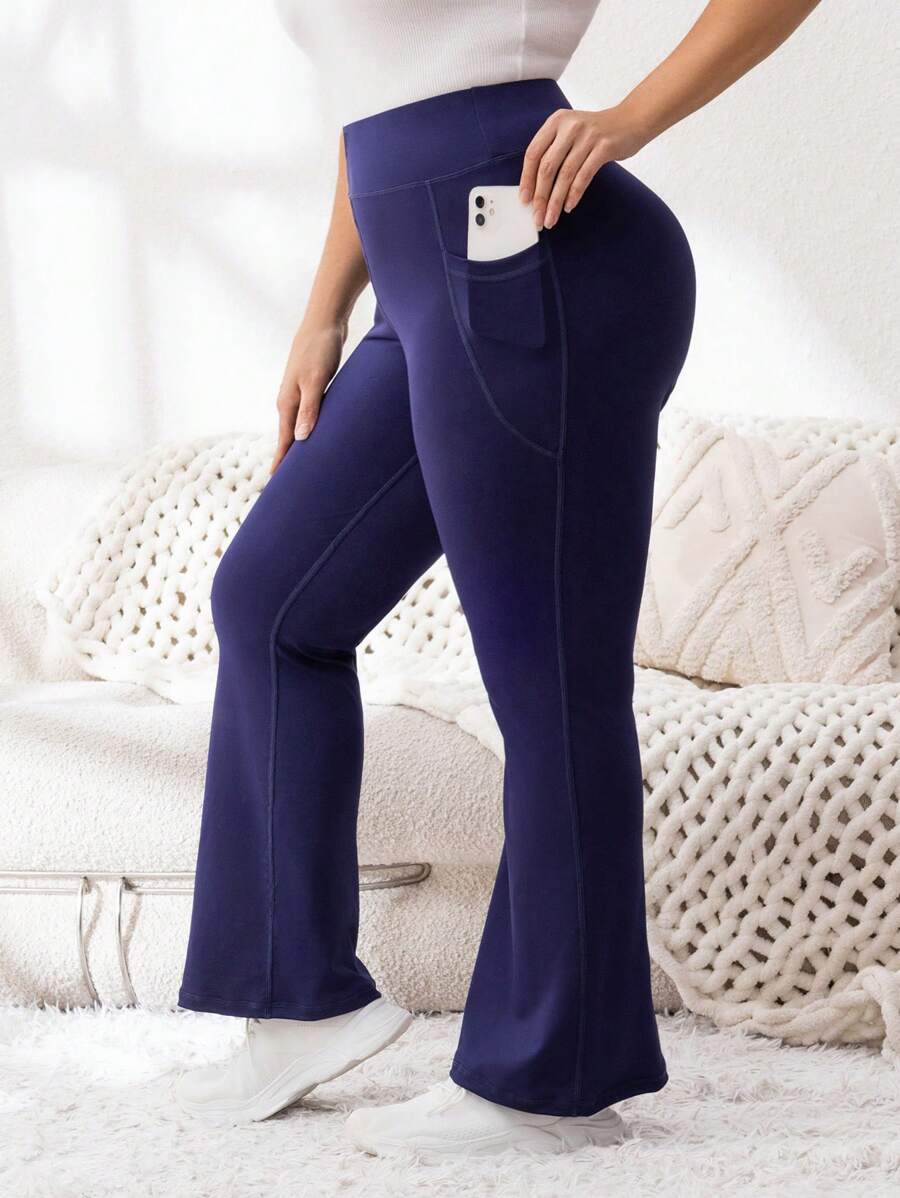 Easithlete Plus Size Women's Sports Flare Pants With Pocket - Navy Blue - View 1