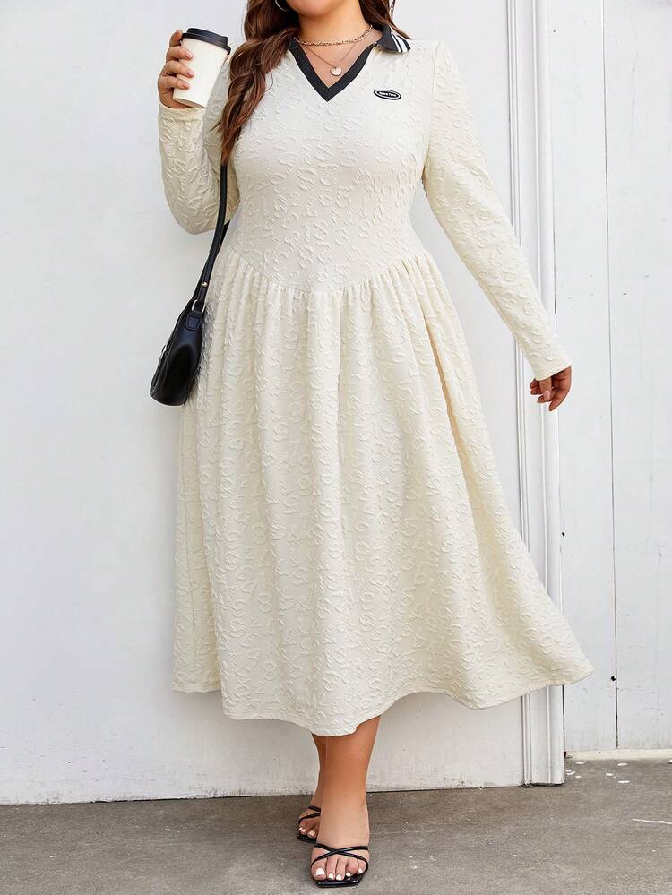 Plus-Size Color Block Collar & Patch Embellished Jacquard Dress