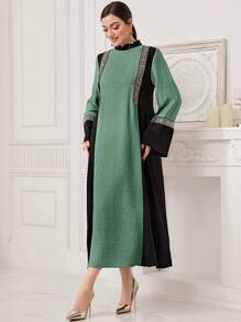 Al Najma 女式立领拼接腰带喇叭袖阿巴雅连衣裙，带有编织细节，端庄大方 - 彩色 - 查看 3