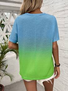 SHEIN LUNE Women's Gradient Printed V-Neck T-Shirt - Multicolor - View 2