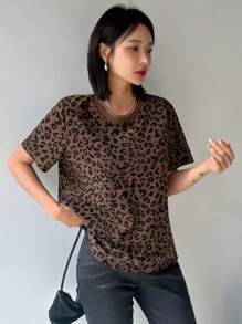 DAZY Camiseta de manga corta de corte holgado con cuello redondo y estampado de leopardo, ropa de otoño - Multicolor - Ver 7