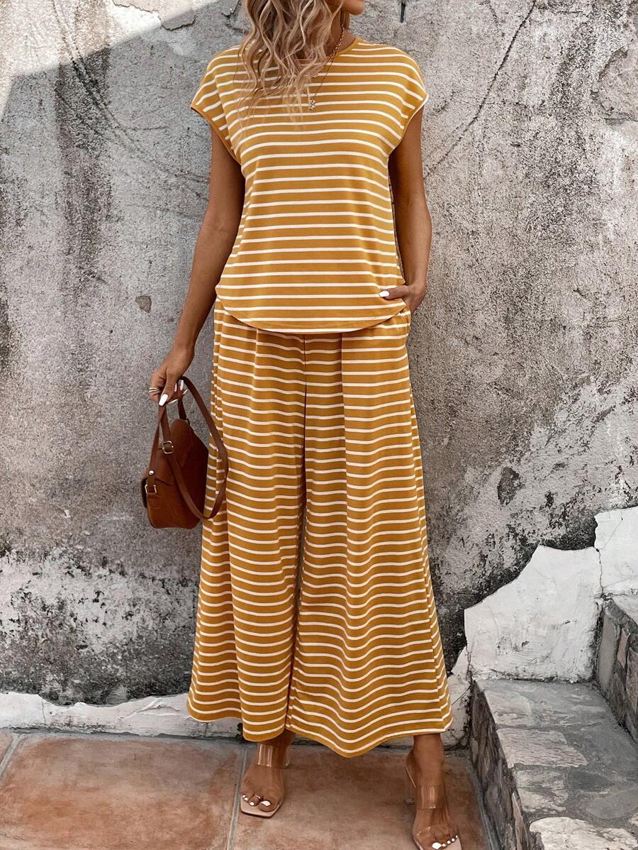 SHEIN LUNE 女士條紋蝙蝠袖2件套裝 - 黃色 - 查看 1