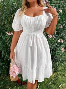 Sunnyshic Plus Size Elegant Pleated Chest Cutout Embroidered Dress Vacation Beach Outfits Women