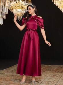 Modelyn Váy bó eo đính đá lấp lánh màu đỏ tía vai - Màu Đỏ Sâu - Xem 2