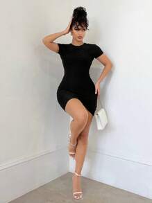 SHEIN BAE Robe Moulante En Tricot Dos Nu Unie Avec Bretelles Décoratives, Parfaite Pour Le Style De Rue Quotidien De Printemps/été Et Les Performances De Festival