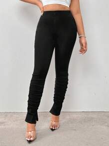 SHEIN SXY Vaqueros De Mezclilla Ajustados Con Dobladillo Plisado Y Dividido Para Mujer