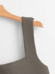 Franclia Women's Short Knit Top - Maroon - View 5