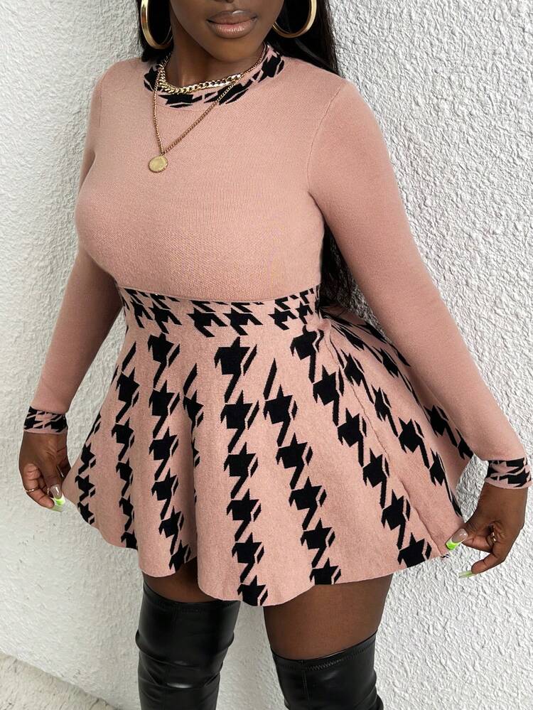Houndstooth Print Flare Hem Dress