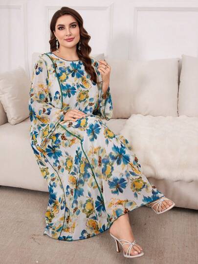 Al Najma 帶有花卉印花和鐘形袖的大碼阿拉伯服裝