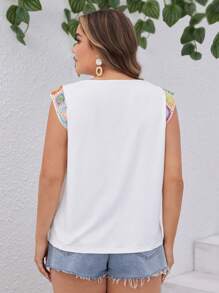 SHEIN VCAY Plus Size Women's Floral Patchwork V-Neck T-Shirt - White - View 2