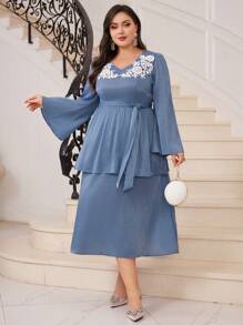 Modelyn Plus Size V-Neck Bell Sleeve Dress Long Evening Dresses - Blue - View 2