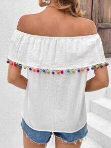 SHEIN VCAY Blusa Con Hombros Descubiertos Y Decoración De Pompones De Colores Con Ribete De Volantes - Blanco - Ver 2