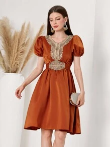 Robe À Ligne A À Manches Courtes Bouffantes Et Col Rond Pour Femme - Café - Voir 4