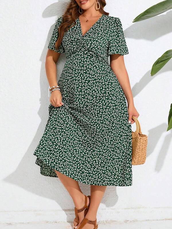 SHEIN Frenchy Plus Size Boho Vacation Floral Print V-Neck Short Sleeve Green Long Dress, For Summer,Beach Dress Sundress,Holiday Outfits