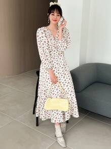 FRIFUL Women's Floral Print V-Neck Long Sleeve Dress,Ruffle Boho Vacation Outfits Women - Multicolor - View 6