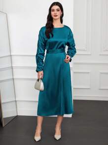 Modelyn Vestido Longo de Festa Elegante de Manga Longa com Decote Redondo Plissado e Cor Única para Mulheres