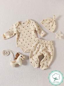 Baby Girl Heart Print Bodysuit & Footed Sleep Pants