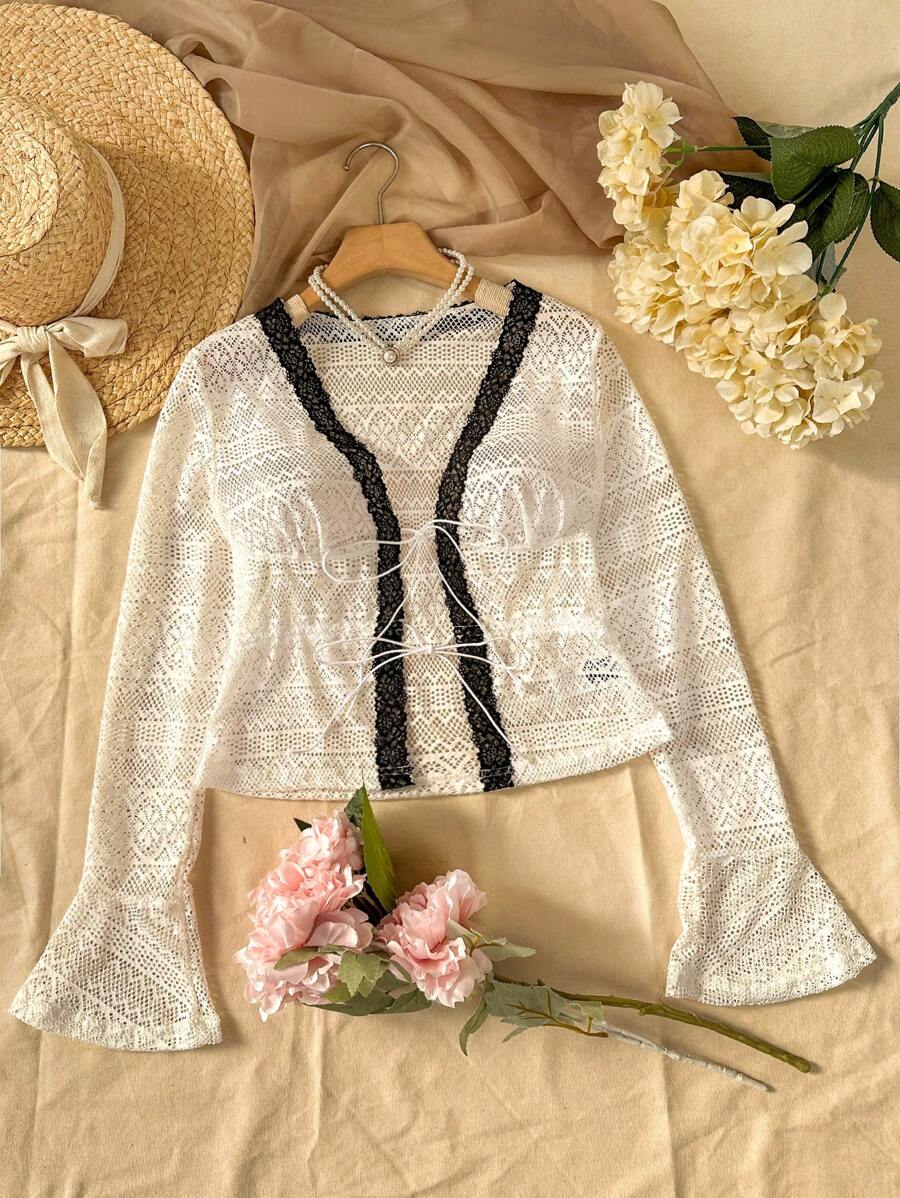 Soleia Camisa De Mujer Con Cordones Frontales De Encaje Y Patchwork De Bloques De Color - Blanco y Negro - Ver 1