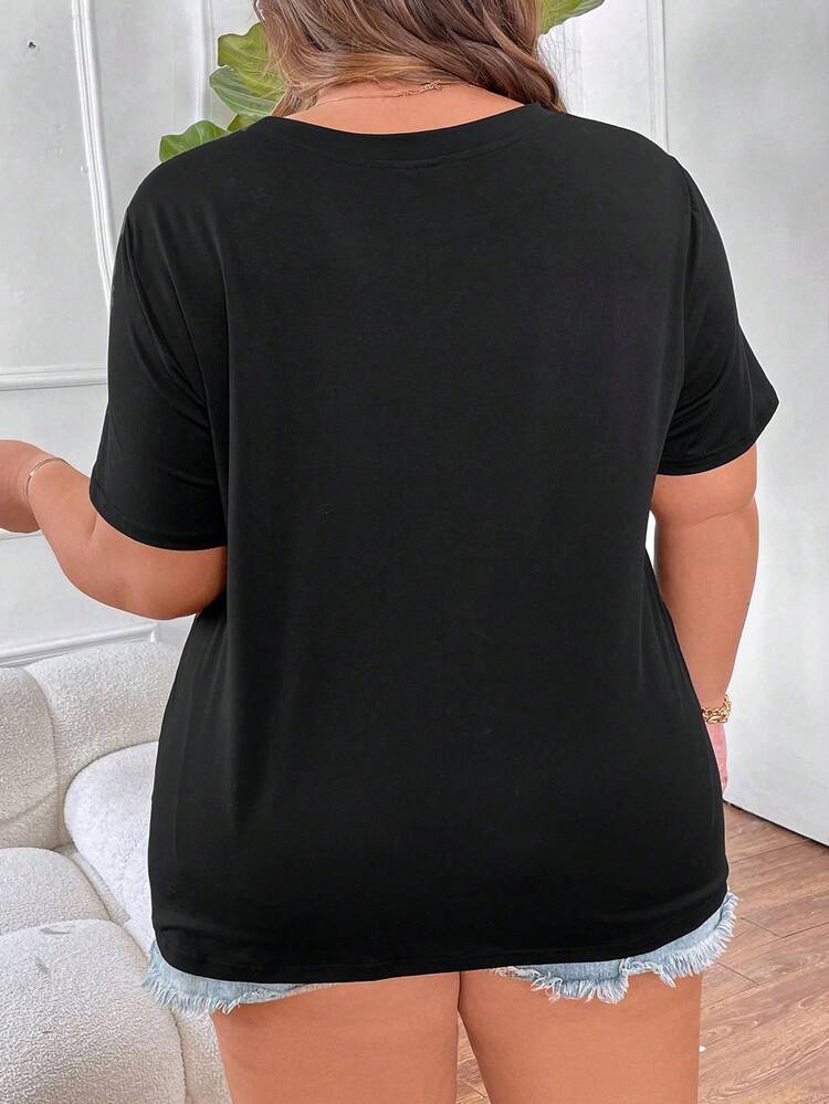 Plus Size Women's Sequined Short Sleeve T-Shirt With Patchwork Design