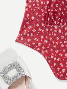 Soleia Floral Print Shoulder Tie Cropped Tank Top For Summer - Red - View 5