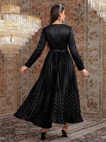 Modelyn Đầm dạ hội dài xếp ly cổ xẻ đính đá trang trí cho nữ - màu đen - Xem 3