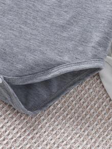 SHEIN Vintaside Kids 春夏款嬰幼兒3入組三色連身衣，日常休閒可愛，適合戶外、假期穿著 - 彩色 - 查看 5