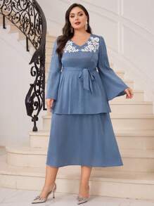 Modelyn Plus Size V-Neck Bell Sleeve Dress Long Evening Dresses - Blue - View 7