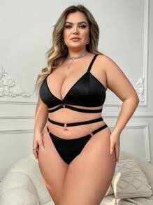 Plus Size Circular Cut-Out Sexy Lingerie Set - Black - View 4