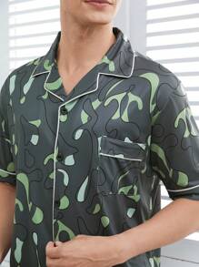 男士有口袋印花扣襯衫和短褲家居服套裝