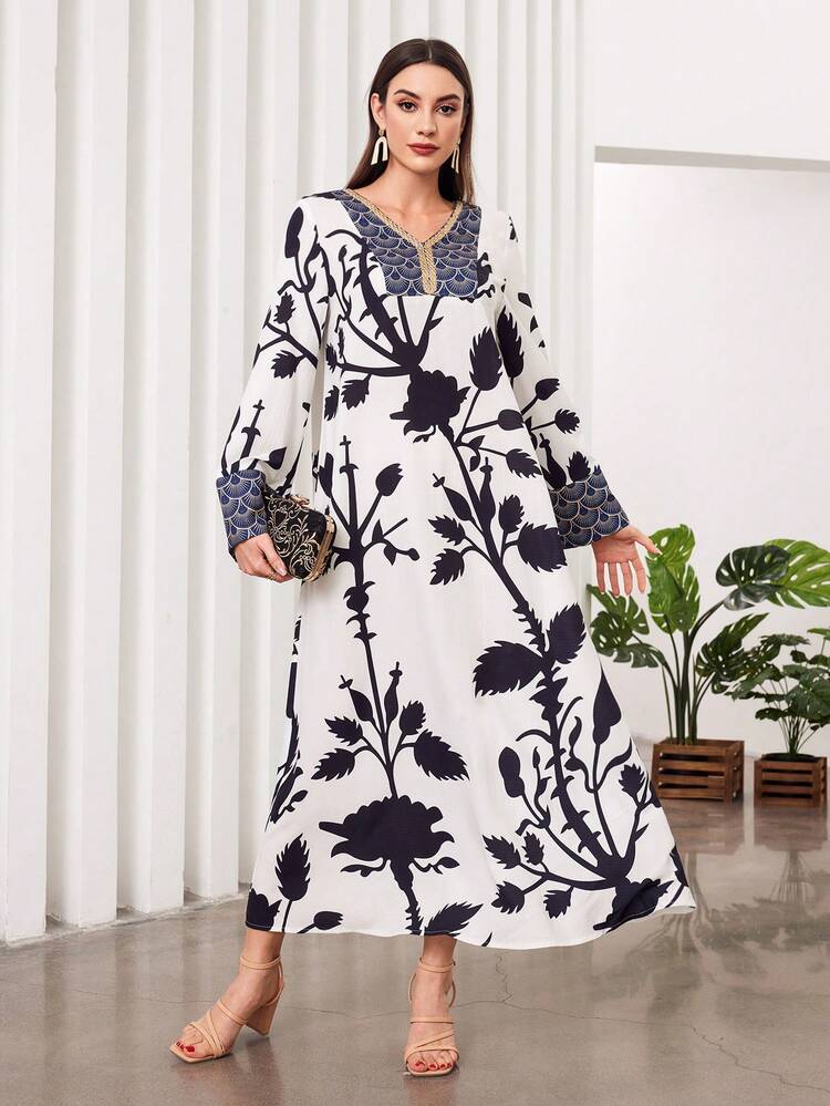 Women's Floral Print V-Neck Flare Sleeve Dress