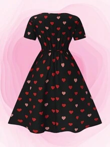 SHEIN LUNE 大碼交叉肩帶愛心印花裙 - 彩色 - 查看 2