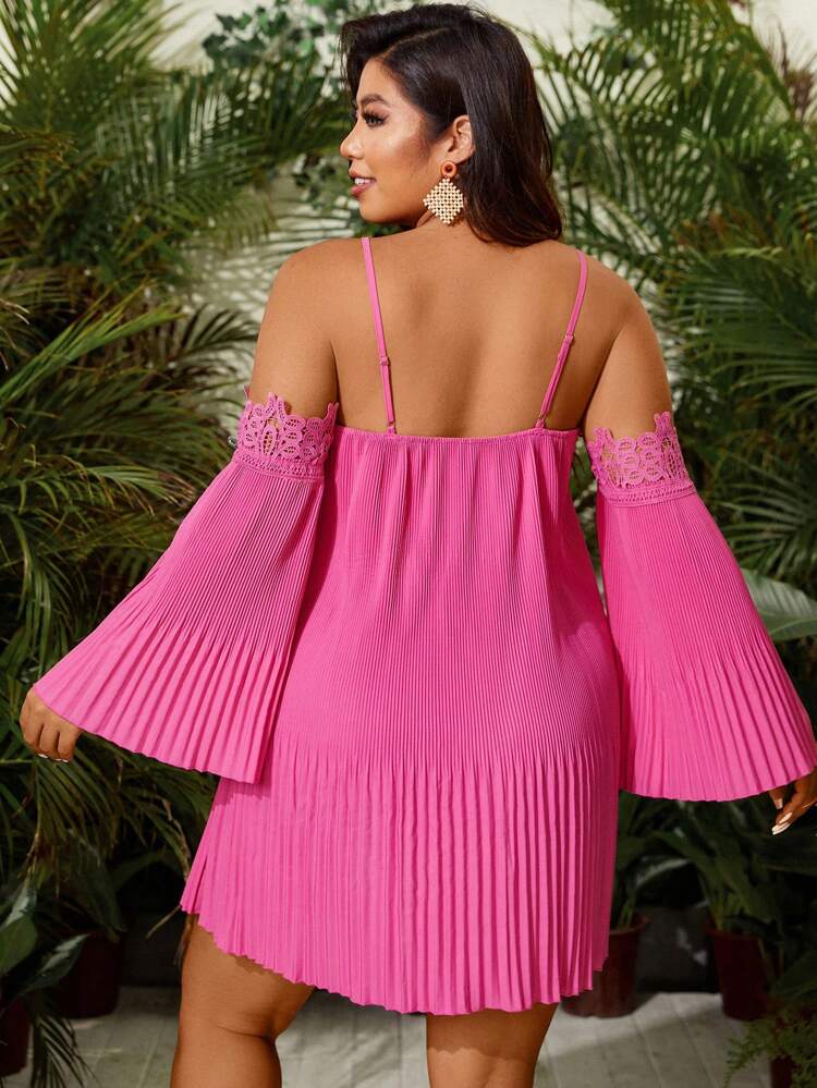 Plus Size Off-Shoulder Ruffle & Lace & Floral Splice Trumpet Sleeve Cami Dress