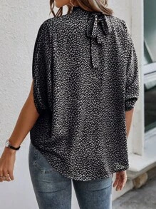 SHEIN Clasi Allover Print Batwing Sleeve Tie Back Blouse - Black and White - View 2