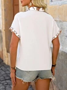 SHEIN LUNE Paisley Pattern Buttoned Half Placket Blouse - White - View 2