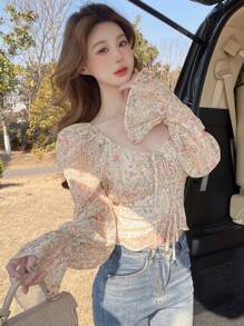 DAZY Women's Slim Fit Floral Print Shirt