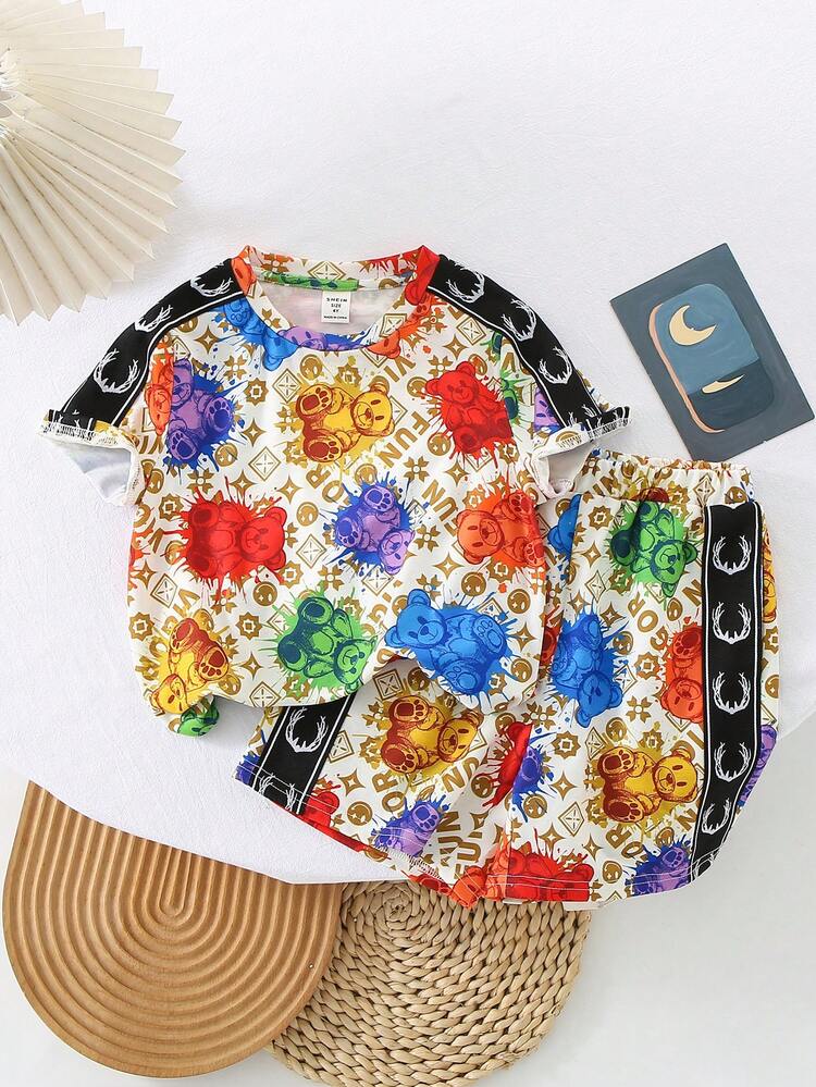 Young Boy Cute & Comfortable Cartoon Bear Pattern Short Sleeve Top + Shorts Set