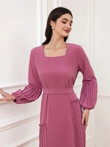 Modelyn Của phụ nữ Hình vuông Đường viền cổ áo Xếp li Tay áo lồng đèn Đầm - Màu đỏ tím - Xem 4