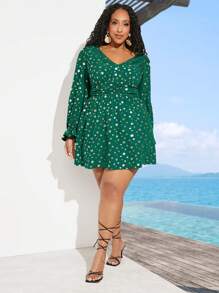 SHEIN CURVE+ Kích thước lớn Gold Foil Bông tuyết In Tay áo xù Đầm - màu xanh lá - Xem 4