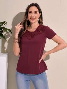 EMERY ROSE Women's Short Sleeve T-Shirt With Lace Splicing - Burgundy - View 5