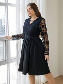 SHEIN Privé 大尺碼優雅精緻蕾絲露背女連身裙 - 黑色 - 查看 1