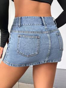 Women's Denim Skirt With Pockets - Blue - View 2