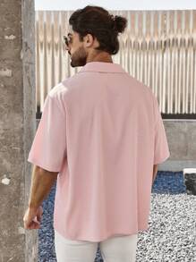Manfinity Homme Men's Plus Size Solid Color Short Sleeve Shirt With Collar, Baggy Button Up Plain Light Pink Shirt For Vacation