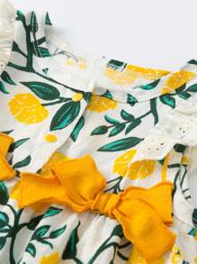 SHEIN Baby Girl Double Bow Ruffle Plants Print Romper