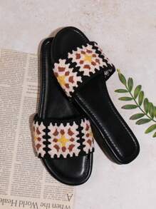 Women's Flat Sandals