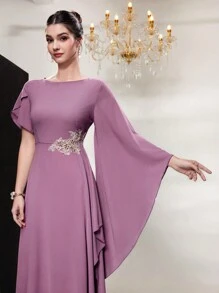 Modelyn Arabic Style Bell Sleeve Round Neck Dress - Purple - View 1